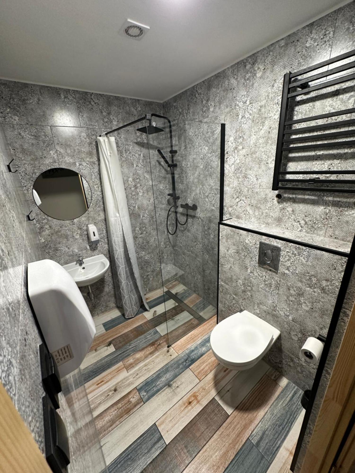 Hostel4U Gdansk Ngoại thất bức ảnh